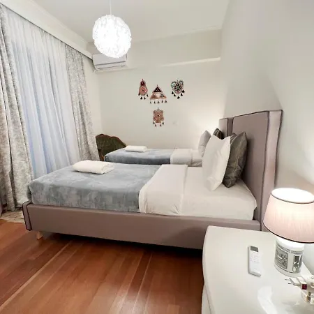 A Stroll To The Acropolis - By Athenian Homes * Αθήνα